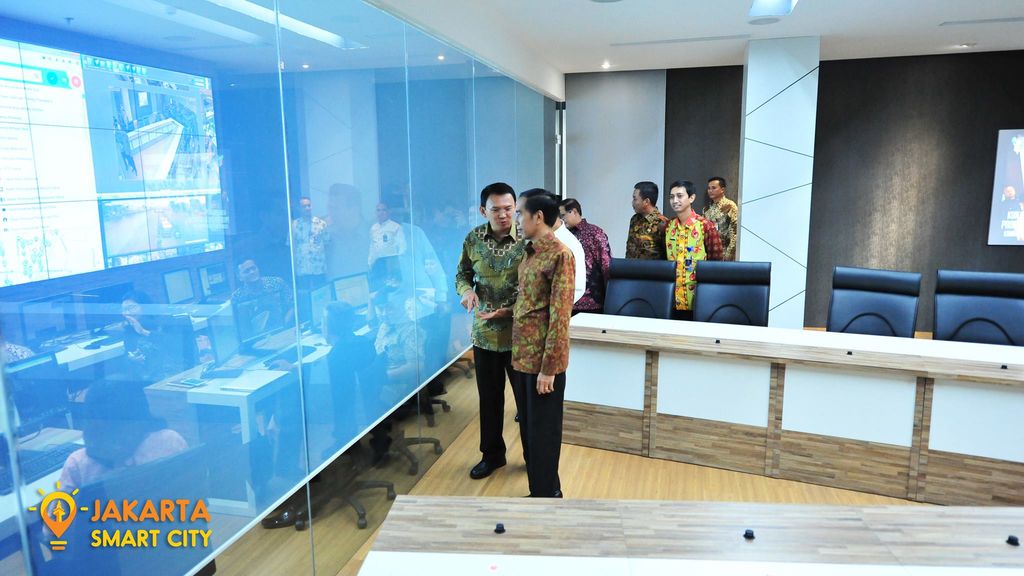Jokowi at Smart City Lounge