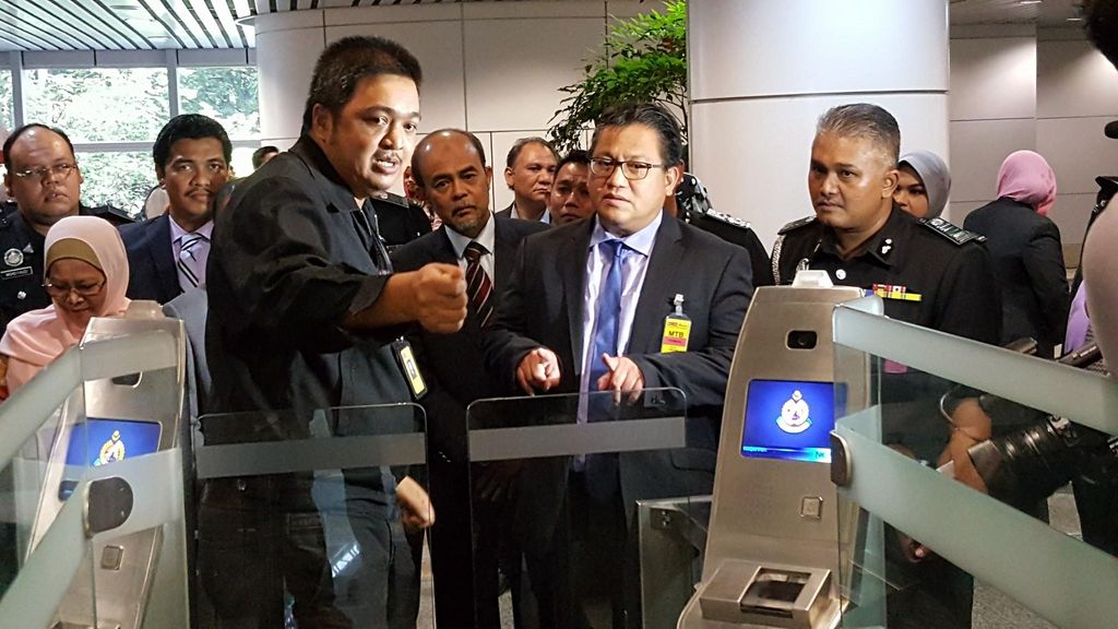 Deputy Home Minister at airport check