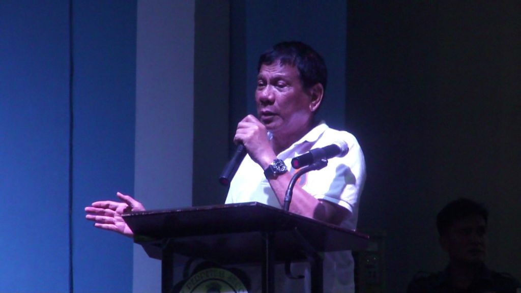 Elections_2016_-_rodrigo_duterte_marikina_april_2016