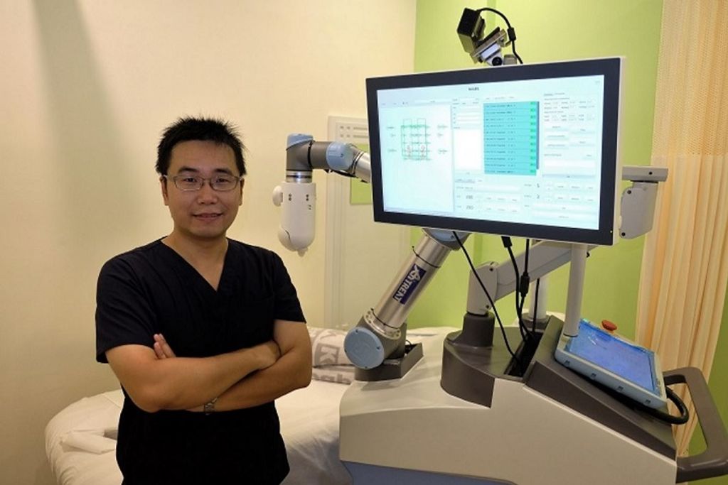 tcm robot