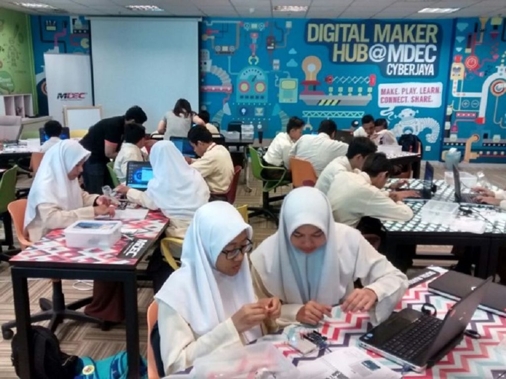 digital maker 3