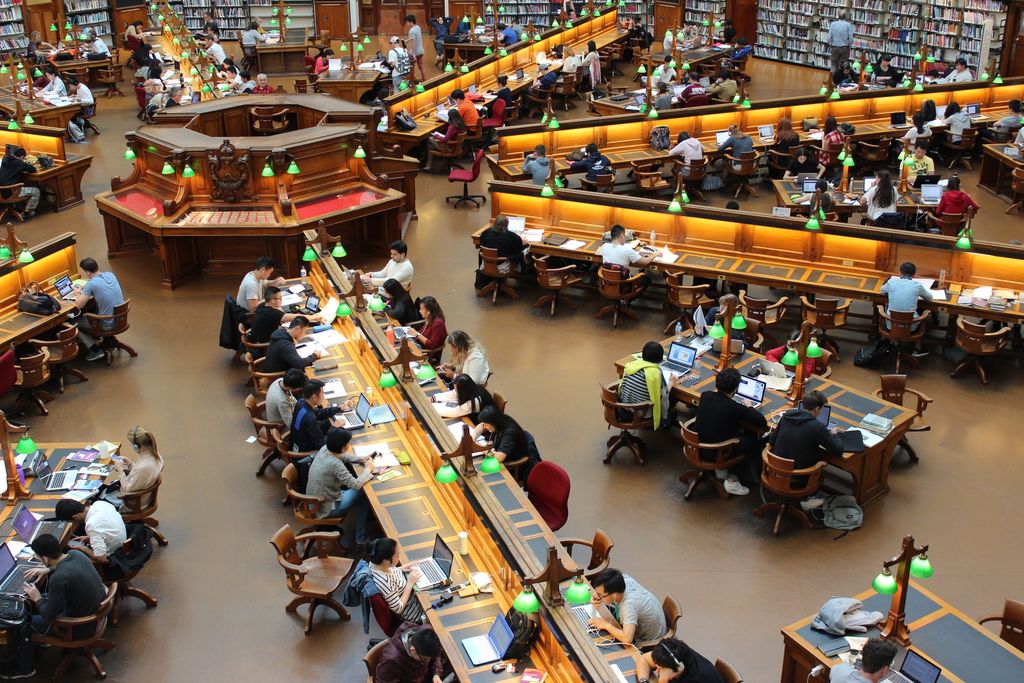 library-study-students