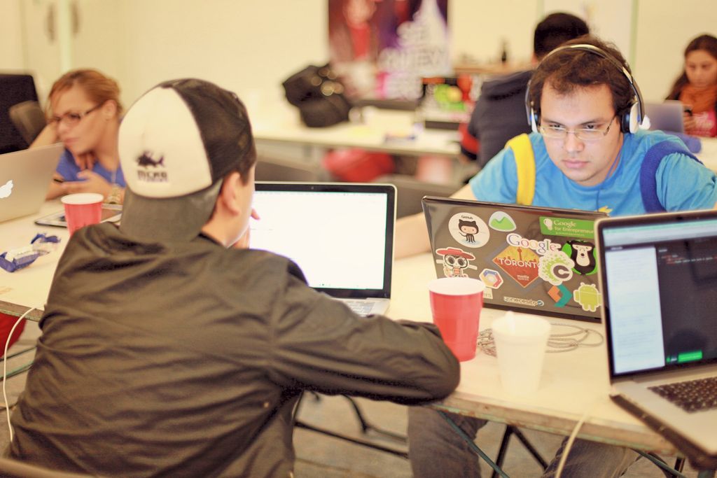 startup weekend