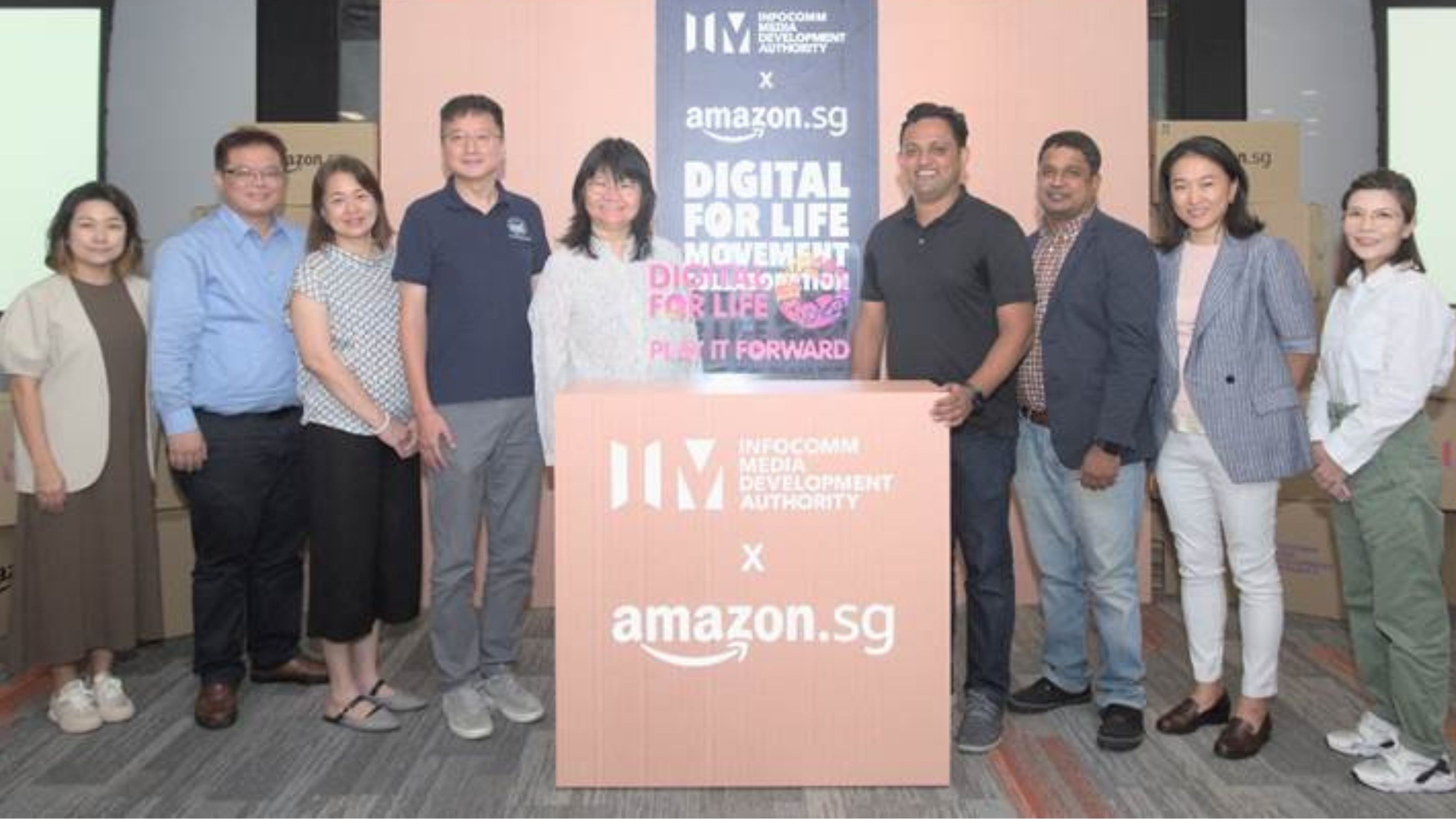 IMDA and Amazon announce collaboration to promote digital skills